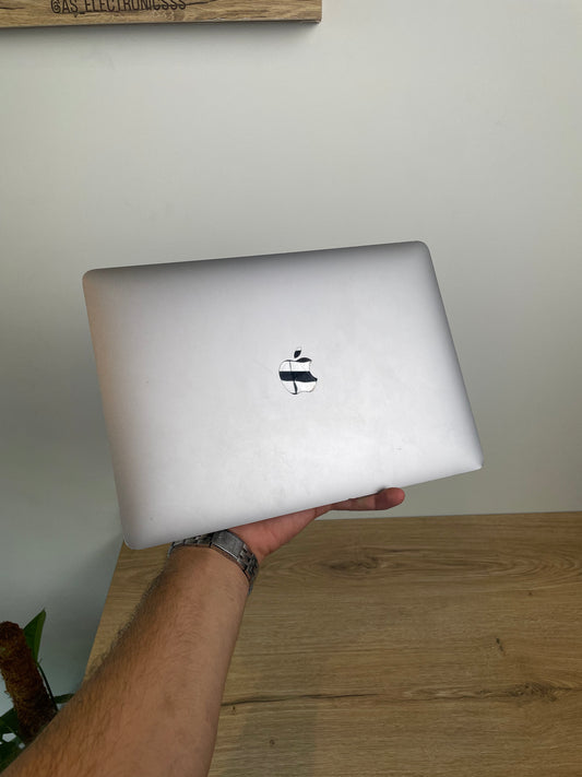 MacBook Air 2020